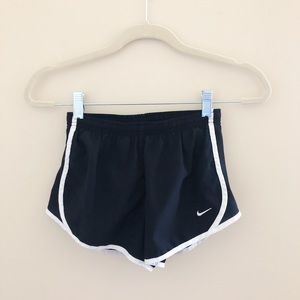 Nike Running Shorts - kids M